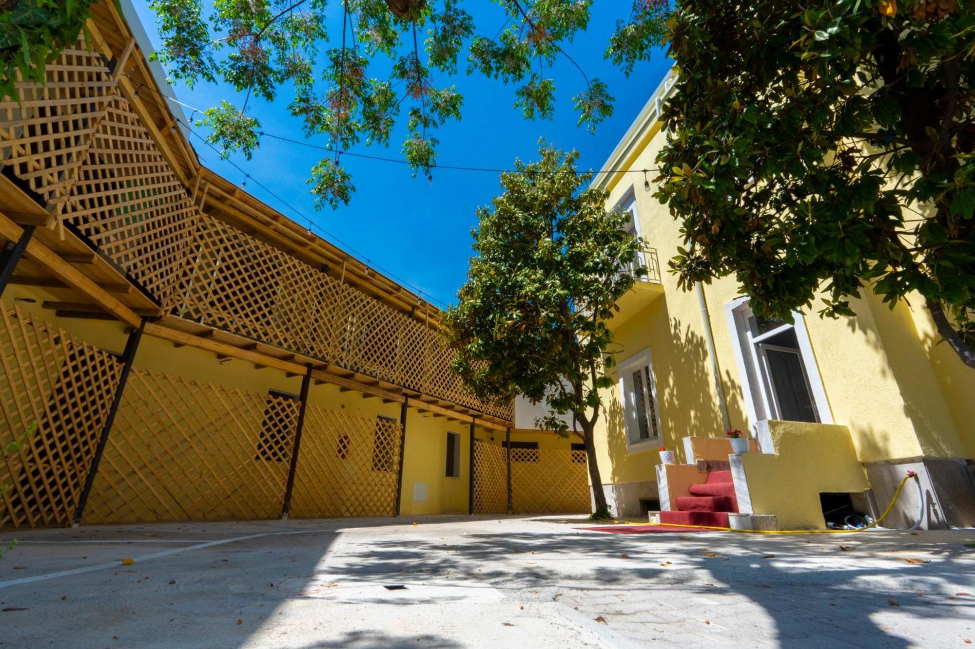 Gjuhadoli Hotel Restaurant Shkoder Exterior photo